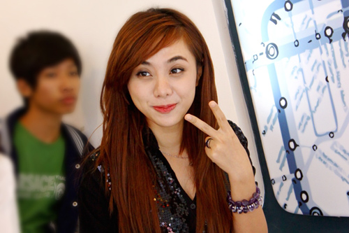 Nữ hoàng cà phê gợi cảm làm giám khảo - 14