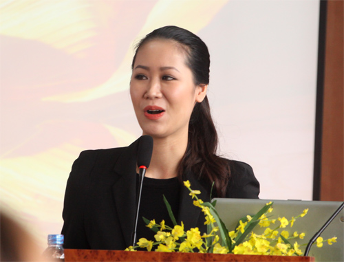 Hoa hậu Thùy Linh chia sẻ bí quyết học tốt - 10