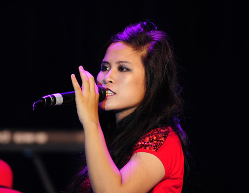Đa sắc màu đêm chung kết FTU Shine 2013 - 7
