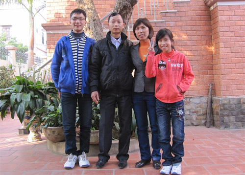 Thủ khoa ĐH Dược: Học một cách “hoang dại” - 2